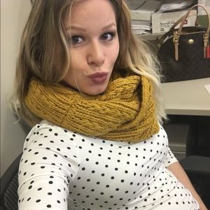 Meet your Posher, Isabelle